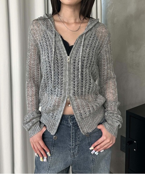 sedacle girl(セダクルガール)の「シアーニットジップカーデ(カーディガン/ボレロ・レディース・グレー/ブラック・SMALL/MEDIUM)」の2枚目の写真