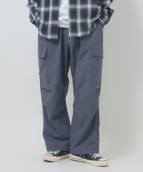 ITEMS URBANRESEARCH(アイテムズ アーバンリサーチ)の「『接触冷感/イージーケア』高機能 ウエストイージーポリカーゴパンツ(その他パンツ・メンズ・チャコールグレー/アイボリー/ブラック/カーキ・LARGE/MEDIUM/SMALL)」の10枚目の写真