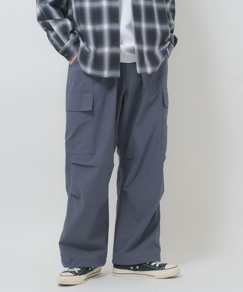 ITEMS URBANRESEARCH(アイテムズ アーバンリサーチ)の「『接触冷感/イージーケア』高機能 ウエストイージーポリカーゴパンツ(その他パンツ・メンズ・チャコールグレー/アイボリー/ブラック/カーキ・LARGE/MEDIUM/SMALL)」の9枚目の写真