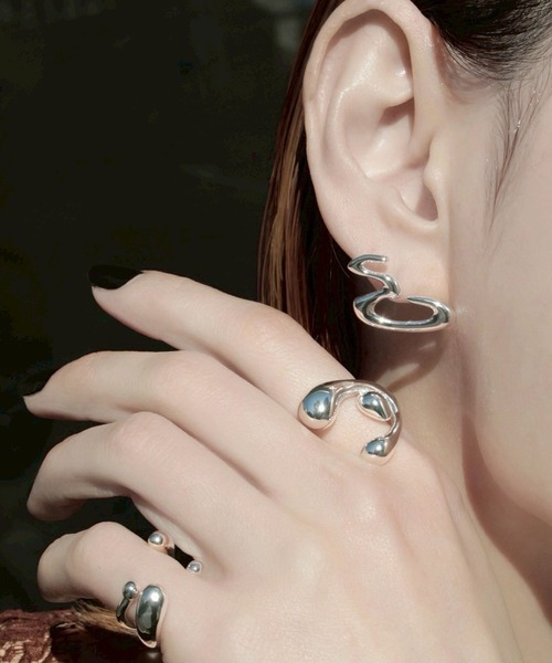 Soierie(ソワリー)の「バーベル ピンキー リング / Barbell pinky ring(リング・レディース・シルバー・FREE)」の21枚目の写真
