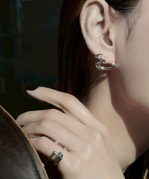 Soierie(ソワリー)の「バーベル ピンキー リング / Barbell pinky ring(リング・レディース・シルバー・FREE)」の20枚目の写真