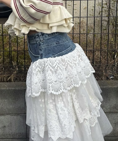 WILLFULLY（ウィルフリー）の「denim yoke lace irregular tiered SK（スカート・レディース・ブラック/ライトブルー・S/M）」の4枚目の写真