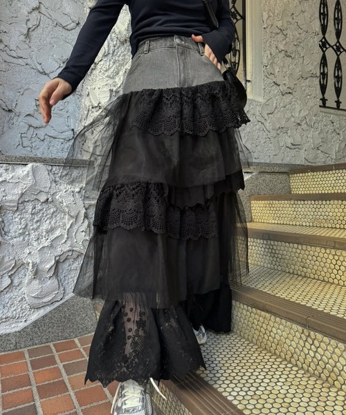 WILLFULLY（ウィルフリー）の「denim yoke lace irregular tiered SK（スカート・レディース・ブラック/ライトブルー・S/M）」の9枚目の写真