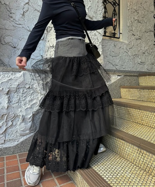 WILLFULLY（ウィルフリー）の「denim yoke lace irregular tiered SK（スカート・レディース・ブラック/ライトブルー・S/M）」の10枚目の写真