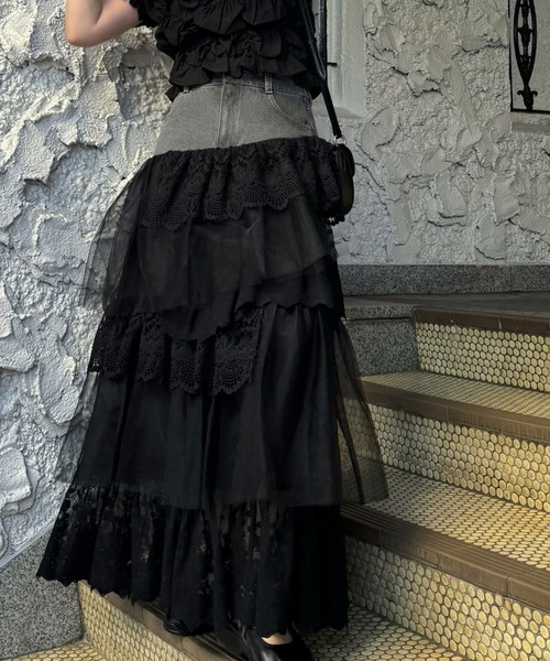 WILLFULLY（ウィルフリー）の「denim yoke lace irregular tiered SK（スカート・レディース・ブラック/ライトブルー・S/M）」の14枚目の写真