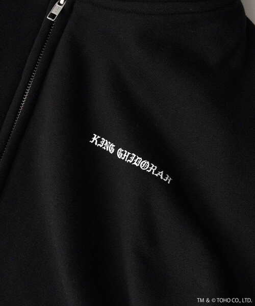 Subciety(サブサエティ)の「GODZILLA VS. KING GHIDORAH 1991 hoodie(ベスト・メンズ・グレー/ブラック・LARGE/MEDIUM/X-LARGE)」の17枚目の写真