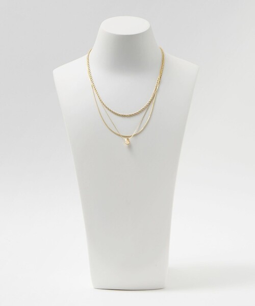 BEAUTY&YOUTH UNITED ARROWS(ビューティーアンドユースユナイテッドアローズ)の「メタルトップ ミックスチェーン 3連 ネックレス(ネックレス・レディース・シルバー/ゴールド・FREE)」の8枚目の写真