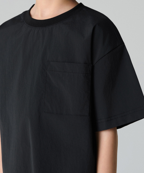 MUSINSA STANDARD KIDS（ムシンサスタンダードキッズ）の「クールタッチオーバーサイズポケットウーブンTシャツ[ブラック]（Tシャツ/カットソー・レディース・その他・100/110/120/130/140/150/160）」の5枚目の写真