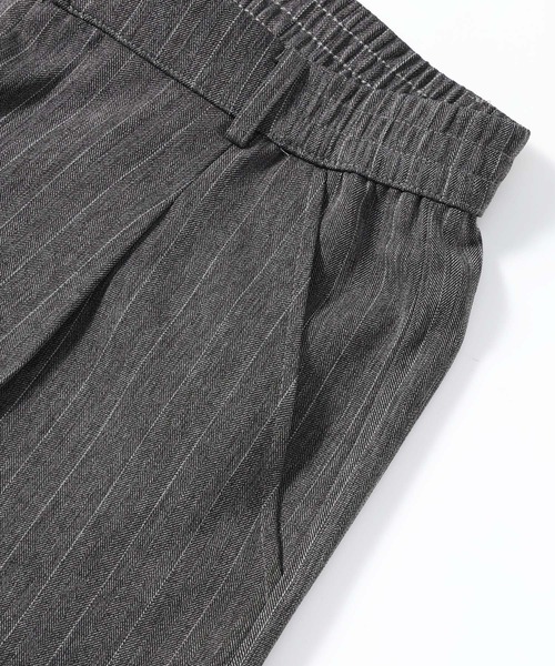 TOBEE（トゥビー）の「【TOBEE】ワイドシルエット バレルレッグ スラックスストライプ パンツ（スラックス・メンズ・ブラック/ダークグレー・MEDIUM/LARGE/X-LARGE/XX-LARGE/XXX-LARGE）」の15枚目の写真