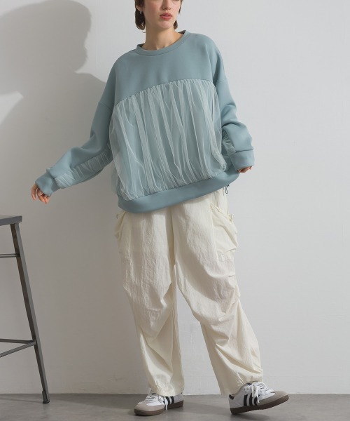 Fizz(フィズ)の「ダンボールチュールワイドプルオーバー(スウェット・レディース・ライトブルー/アイボリー/ブラック・M)」の14枚目の写真