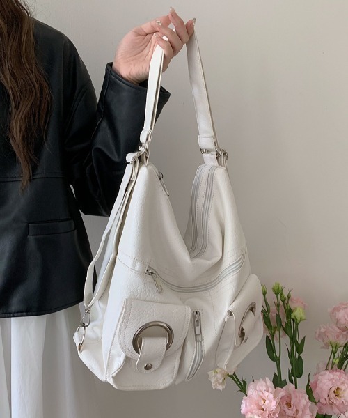 Teem Store(チームストア)の「【3WAY】ダブルポケットベルトデザイン ショルダーバッグ/リュック/トート(ショルダーバッグ・レディース・ホワイト/ブラック・F)」の11枚目の写真