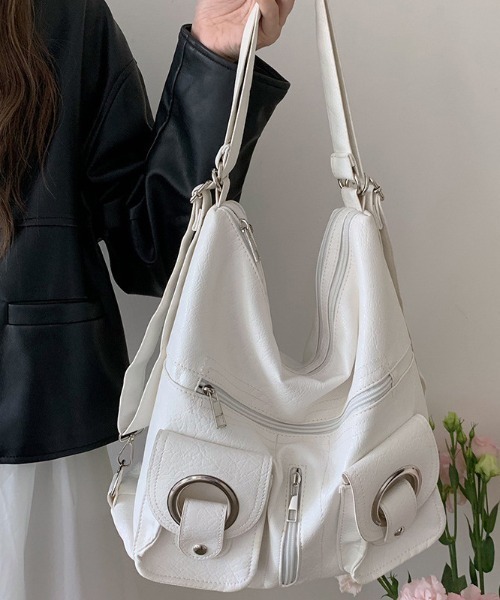 Teem Store(チームストア)の「【3WAY】ダブルポケットベルトデザイン ショルダーバッグ/リュック/トート(ショルダーバッグ・レディース・ホワイト/ブラック・F)」の10枚目の写真