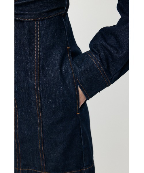 MOUSSY(マウジー)の「BELTED DENIM MINI ドレス(ワンピース・レディース・ブルー/ワンウォッシュ・1/2)」の16枚目の写真