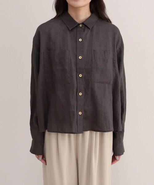 fredy emue(フレディエミュ)の「LINEN100 クロップドシャツ(シャツ/ブラウス・レディース・ブルー系その他/チャコールグレー/ベージュ/ベビーピンク/ベージュ系その他・38)」の15枚目の写真