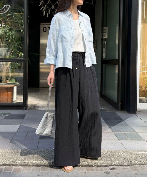 fredy emue（フレディエミュ）の「LINEN100 クロップドシャツ（シャツ/ブラウス・レディース・ブルー系その他/チャコールグレー/ベージュ/ベビーピンク/ベージュ系その他・38）」の14枚目の写真