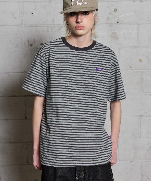 HOODHOOD(フッドフッド)の「ロゴストライプ半袖Tシャツグレー(Tシャツ/カットソー・レディース・その他・1/2)」の5枚目の写真