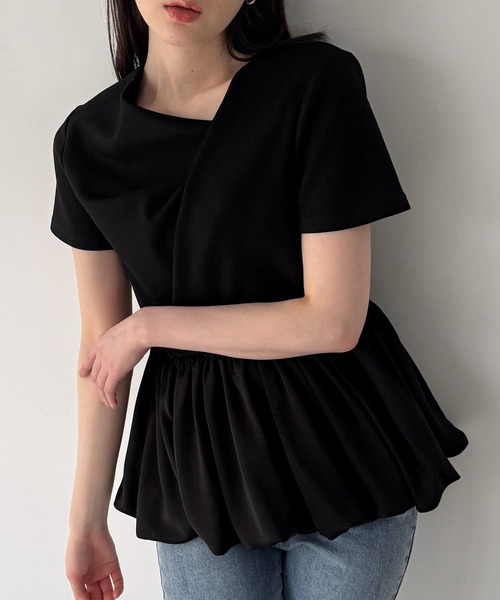junoah(ジュノア)の「半袖ドレープペプラムバルーンカットトップス(シャツ/ブラウス・レディース・アイボリー/ブラック/ネイビー/ホワイト/ライトブルー・LARGE/MEDIUM/SMALL)」の19枚目の写真