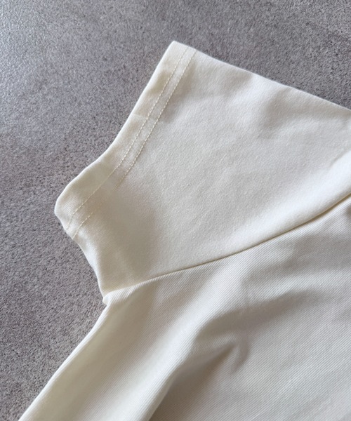 pyornim(ピョルニム)の「フラワー 刺繍 半袖 Tシャツ(Tシャツ/カットソー・レディース・グレー/ホワイト/アイボリー・F)」の4枚目の写真