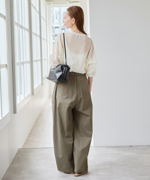 U by SPICK&SPAN（ユーバイスピックアンドスパン）の「《追加》LOW CLASSIC Lc LEATHER CARAMEL BOXBAG2（ハンドバッグ・レディース・ブラック・FREE）」の4枚目の写真