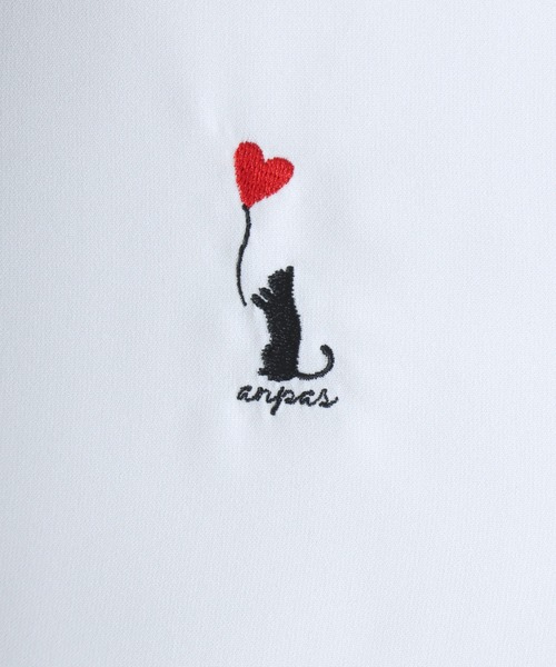 ANPAS(アンパス)の「Cat & Heart Embroidery Short-Sleeve Poly Twill Shirt /猫&ハート ワンポイント刺繍 半袖シャツ メンズ レディース トップス オーバーサイズ ねこ ネコ(シャツ/ブラウス・メンズ・ブラック系3/ホワイト系3/ブラック系2/ブラック系1/ブラック系/ホワイト系2/ホワイト系1/ホワイト系・L/M)」の10枚目の写真