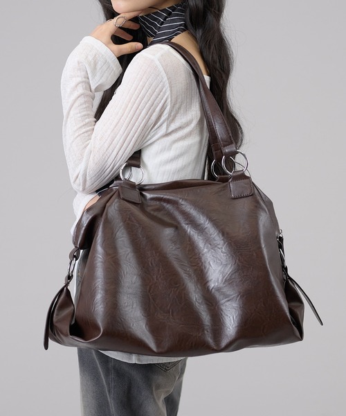 apres jour mignon(アプレジュールミニョン)の「【apresjour mignon×ARIAZ】フェイクレザーBigボストンバッグ(ハンドバッグ・レディース・ブラック/ダークブラウン/ライトブラウン・ONESIZE)」の9枚目の写真