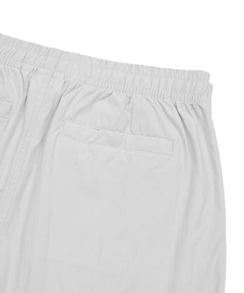 Wacky WiLLy(ワッキーウィリー)の「ベーシックナイロンショートパンツライトグレー(その他パンツ・レディース・その他・MEDIUM/LARGE/SMALL/X-LARGE)」の7枚目の写真