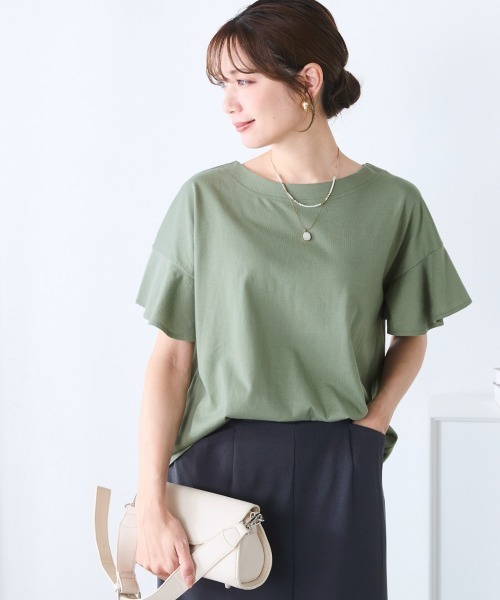 SMILE LAND(スマイルランド)の「<大きいサイズ>【汗染みしにくい】フリル袖プルオーバー(Tシャツ/カットソー・レディース・ピンク系/オリーブ/チャコールグレー・4L/3L/LL/5L/L)」の1枚目の写真