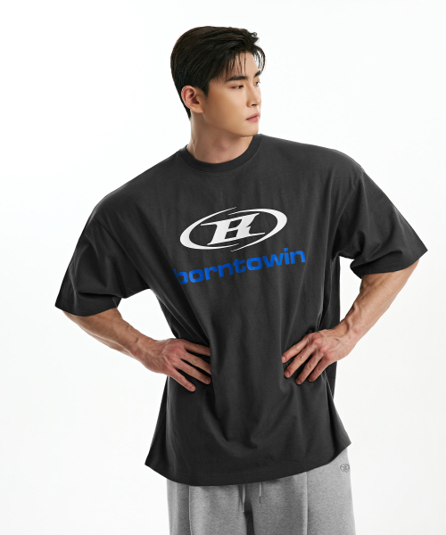 BORN TO WIN（ボーントゥウィン）の「SYMBOL B LOGO T-SHIRTS [CHARCOAL]（Tシャツ/カットソー・メンズ・その他・1/2/3）」の3枚目の写真