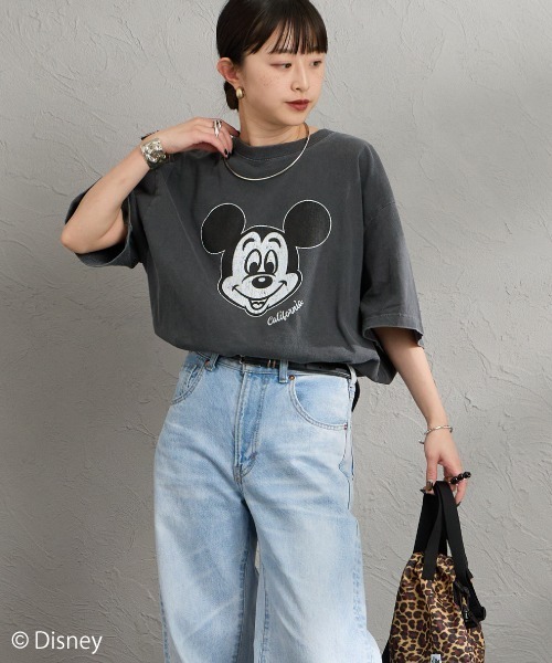 GOOD ROCK SPEED（グッドロックスピード）の「[GOOD ROCK SPEED/グッドロックスピード] 別注 / MICKEY MOUSE / クラックプリントTシャツ / ディズニー（Tシャツ/カットソー・レディース・チャコール・M/XL/L）」の10枚目の写真