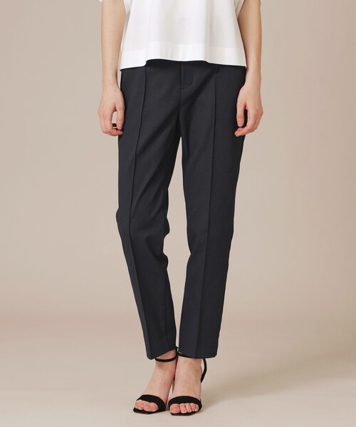 MACKINTOSH LONDON(マッキントッシュ ロンドン)の「【WEB・一部店舗限定】コットンリネンブレンドオックステーパードパンツ(その他パンツ・レディース・ベージュ/ネイビー/オフホワイト・40/36/38)」の1枚目の写真