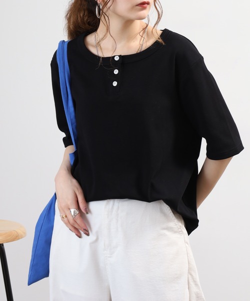 Arinomama(アリノママ)の「Arinomama ヘンリーネック Tシャツ 32sフライス編み 半端袖(Tシャツ/カットソー・レディース・ホワイト/ブラック/カーキ・FREE)」の2枚目の写真