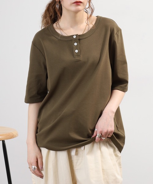 Arinomama(アリノママ)の「Arinomama ヘンリーネック Tシャツ 32sフライス編み 半端袖(Tシャツ/カットソー・レディース・ホワイト/ブラック/カーキ・FREE)」の20枚目の写真
