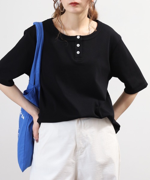 Arinomama(アリノママ)の「Arinomama ヘンリーネック Tシャツ 32sフライス編み 半端袖(Tシャツ/カットソー・レディース・ホワイト/ブラック/カーキ・FREE)」の15枚目の写真