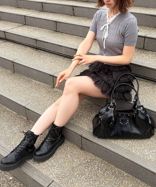 frunco(フランコ)の「【ZOZOTOWN限定】フリル付きVネックリブニット(ニット/セーター・レディース・グレー/ブラック・FREE)」の13枚目の写真