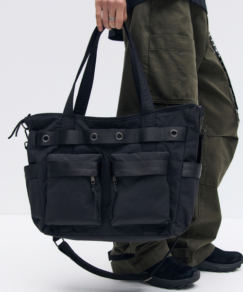 MAISON MINED(メゾンミネド)の「TWO-WAY SHOULDER BAG BLACK(ショルダーバッグ・メンズ・その他・FREE)」の1枚目の写真