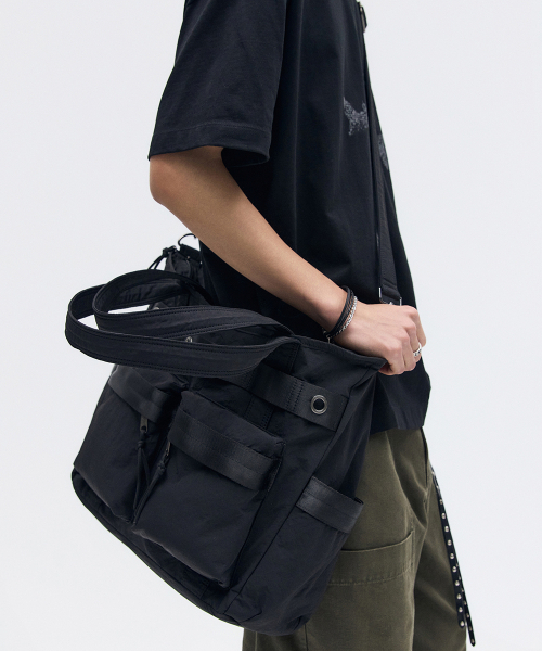 MAISON MINED(メゾンミネド)の「TWO-WAY SHOULDER BAG BLACK(ショルダーバッグ・メンズ・その他・FREE)」の3枚目の写真