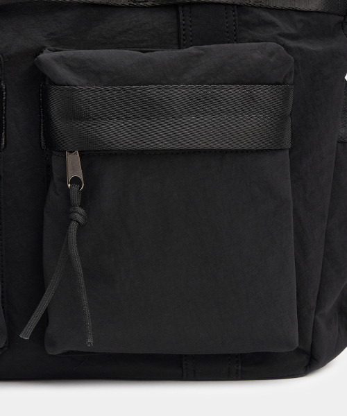 MAISON MINED(メゾンミネド)の「TWO-WAY SHOULDER BAG BLACK(ショルダーバッグ・メンズ・その他・FREE)」の9枚目の写真