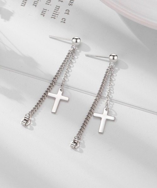 SBG(エスビー)の「SBG ドロップクロスチェーンアーチピアス 片耳(ピアス(片耳用)・メンズ・ブラック/シルバー・FREE)」の6枚目の写真