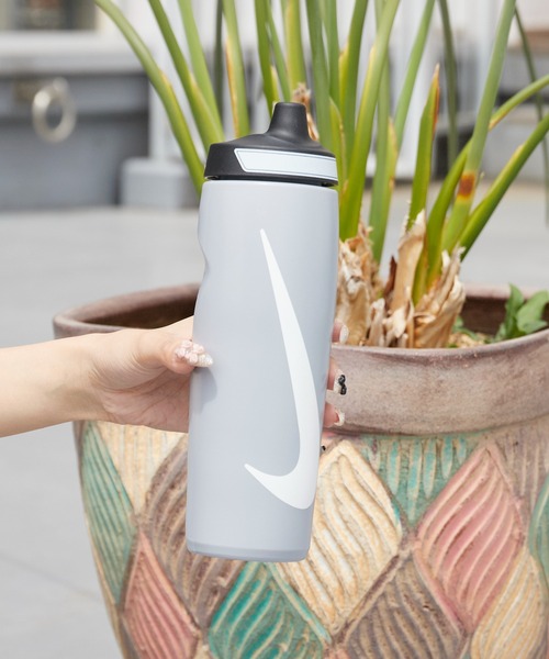 NIKE/ナイキ 水筒 リフィールボトル 700ml ブランドロゴ スクイズ