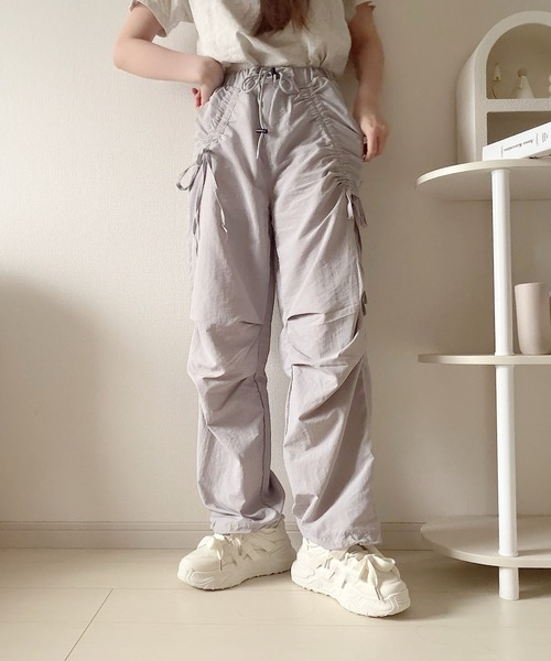 Nana(ナナ)の「サイドシャーリングパンツ(その他パンツ・レディース・グレー/ブラック・FREE)」の7枚目の写真