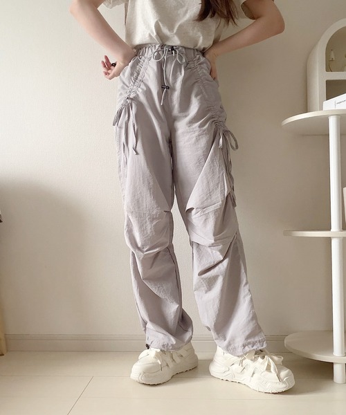Nana(ナナ)の「サイドシャーリングパンツ(その他パンツ・レディース・グレー/ブラック・FREE)」の10枚目の写真