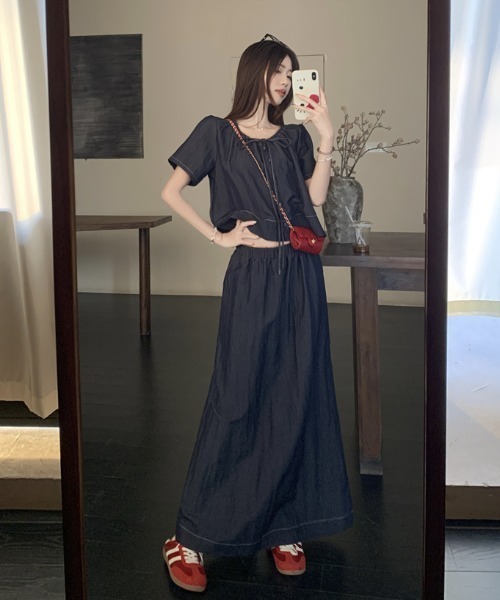 FAVORITO(ファヴォリート)の「ブラウススカートセットアップ(セットアップ・レディース・ダークブルー・M/L/XL)」の13枚目の写真