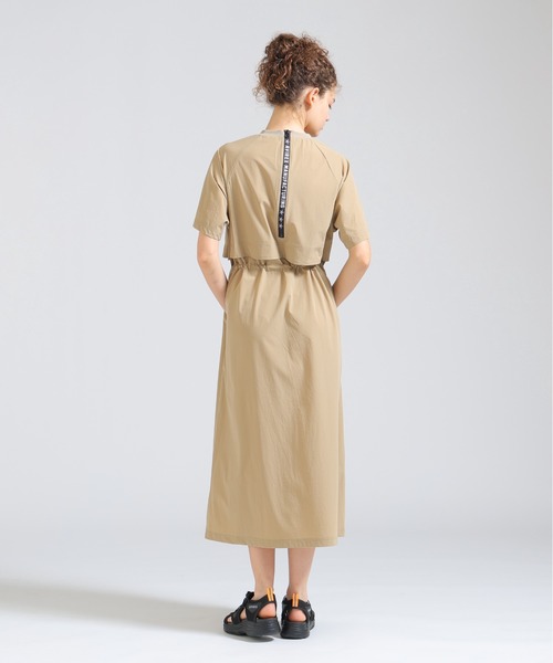 AVIREX（アヴィレックス）の「《直営店限定》RAGLAN SLEEVE LOGO PRINT ZIP ACTIVE ONE PIECE（ワンピース・レディース・ブラック/オリーブ/ベージュ・F）」の8枚目の写真