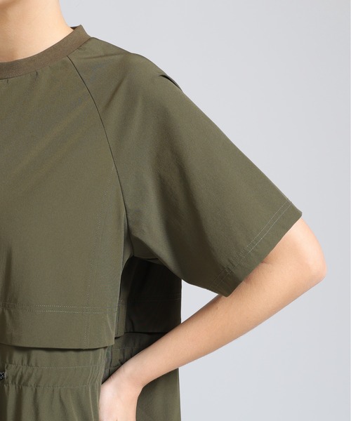 AVIREX（アヴィレックス）の「《直営店限定》RAGLAN SLEEVE LOGO PRINT ZIP ACTIVE ONE PIECE（ワンピース・レディース・ブラック/オリーブ/ベージュ・F）」の19枚目の写真
