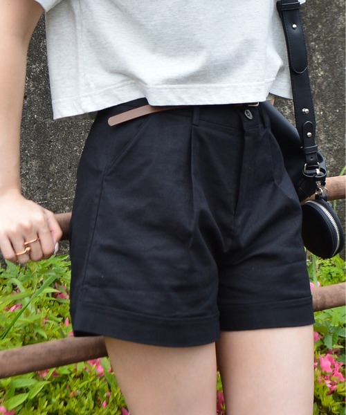 spiritoso(スピリトーゾ)の「【spiritoso】ハイウエストショートパンツ(その他パンツ・レディース・ベージュ/ホワイト/ブラック・LARGE/MEDIUM)」の5枚目の写真