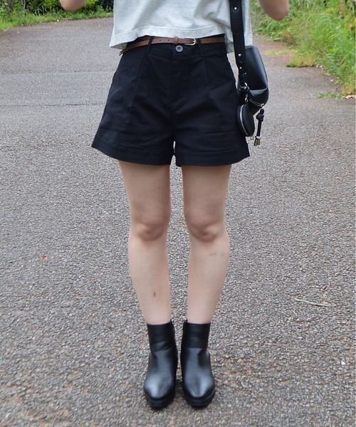 spiritoso(スピリトーゾ)の「【spiritoso】ハイウエストショートパンツ(その他パンツ・レディース・ベージュ/ホワイト/ブラック・LARGE/MEDIUM)」の9枚目の写真