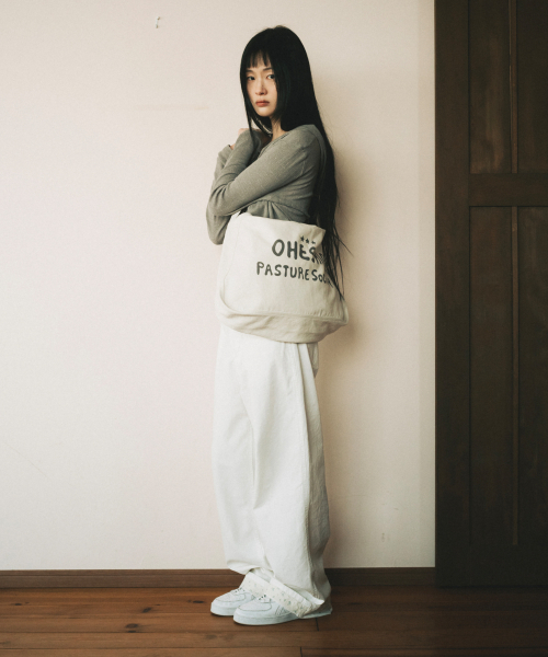 OHESHIO(オヘシオ)の「VINTAGE COTTON LOGO MAIL BAG, CREAM(メッセンジャーバッグ・レディース・その他・FREE)」の3枚目の写真