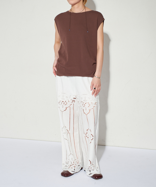 GRISE(グリーズ)の「《追加 / WEB+一部店舗限定》GRISE3cmレザーCURVYバレリーナ(バレエシューズ・レディース・ブラック/レッド/シルバー・25.5cm/22cm/22.5cm/23cm/23.5cm/24cm/24.5cm/25cm)」の13枚目の写真