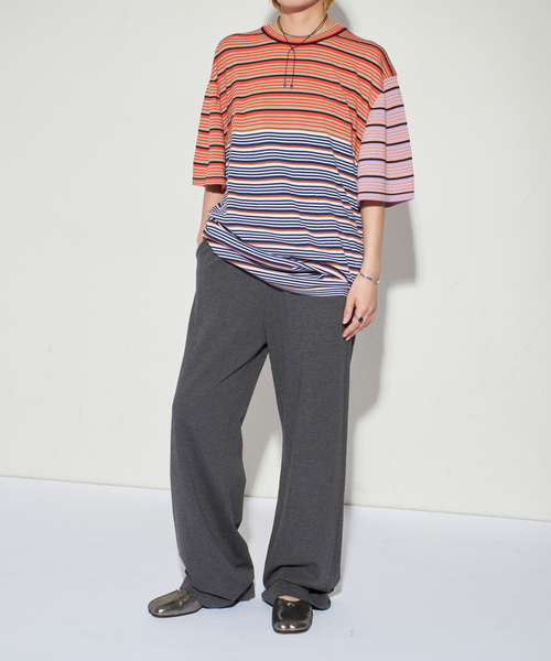 GRISE(グリーズ)の「《追加 / WEB+一部店舗限定》GRISE3cmレザーCURVYバレリーナ(バレエシューズ・レディース・ブラック/レッド/シルバー・25.5cm/22cm/22.5cm/23cm/23.5cm/24cm/24.5cm/25cm)」の16枚目の写真