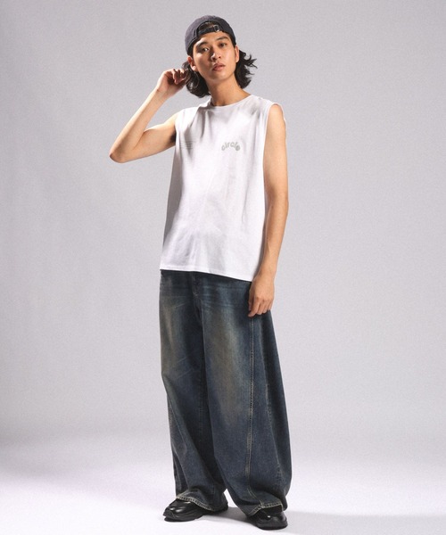 RAGEBLUE(レイジブルー)の「<接触冷感/吸水速乾>BLURRED CIRCLE LOGO SLEEVELESS TEE/ボカシサークルロゴノースリTシャツ(Tシャツ/カットソー・メンズ・ブラック/ホワイト/ブラウン・MEDIUM/LARGE)」の5枚目の写真